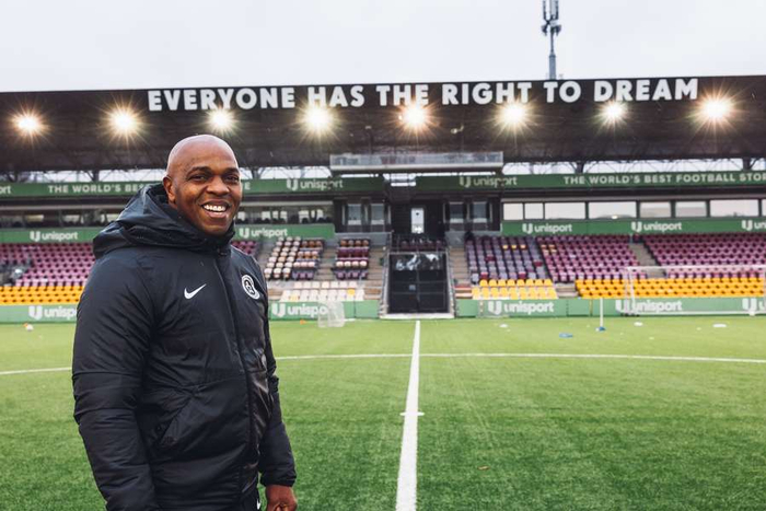 海洋之神·hy590官网-前南非国脚中场昆顿·福琼在丹麦找到了新项目|开普敦|足球|昆顿-福琼|诺维奇|托特纳姆热刺_新浪体育_新浪新闻